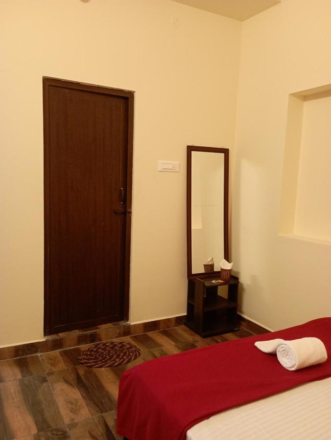 Sri Arangan Kudil Rooms Tiruchirappalli Exteriér fotografie